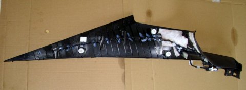 Kryt bezpečnostních pásů pro D-sloupek - zadní pravý, originál 51437897786, 51436979852, BMW X6 E71, E72