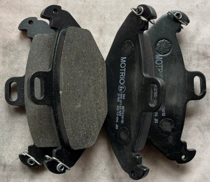 Sada brzdových destiček Motrio 8671016192 kotoučová brzda vzadu RENAULT Laguna I