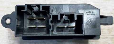CN11-19E624-AA Odpor motoru ventilátoru topení Ford