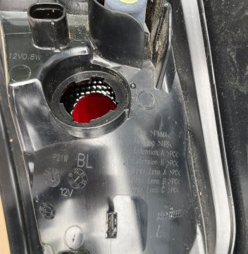 81561-0H110 Zadní levé světlo originál Toyota Aygo II Lift 2018-21