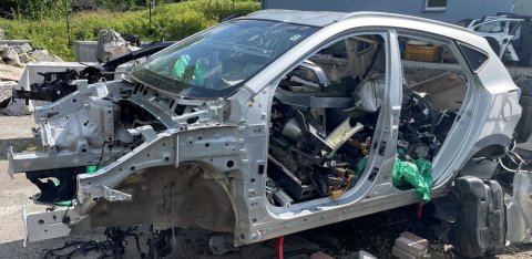 Výřezové části z karoserie Hyundai ix35 2.0 GDI 4x4 2015