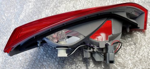 F1EB-13A602-CA pravé zadní světlo LED Ford Focus III 14-18 Kombi nové