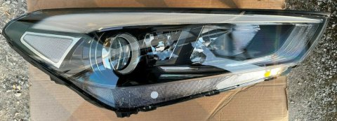 92102-D7100 přední světlomet LED PY21W pravý, Hyundai Tucson III 15- nový