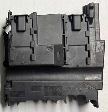 9802095580 Kryt pojistkové skříňky Opel Zafira Life / PSA Groupe