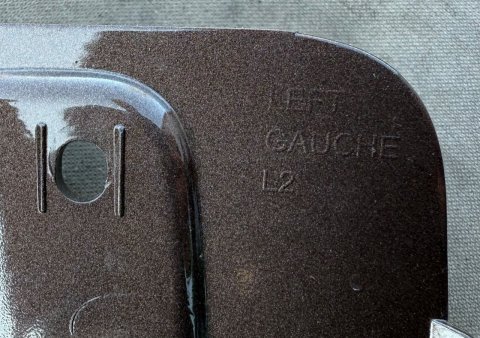 Lišta vodící kolejnice dveří levá 9808384180 originál PSA Group / Toyota ProAce