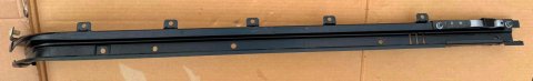 Vodící kolejnice dveří levá 9831701480 / 9822930180G originál PSA Group / Toyota