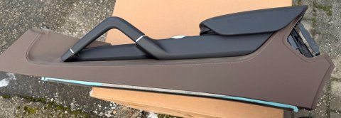 Loketní opěrka hnědá, černá kůže Porsche Cayenne 9PA 16- nová