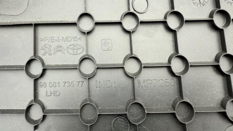 9808173577 Krycí panel palubní desky, originál PSA