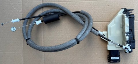 Zámek posuvných dveří levý 9808417080 PSA Citroën, Peugeot, Opel Zafíra