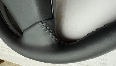 Multifunkční volant v kůži Toyota Yaris IV P21 20-