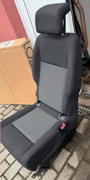Sedačka do druhé nebo třetí řady Toyota ProAce II
