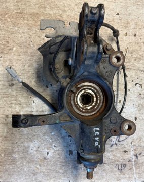 Přední levá těhlice SU001-A6462 originál PSA / Toyota