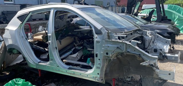 Výřezové části z karoserie Hyundai ix35 2.0 GDI 4x4 2015