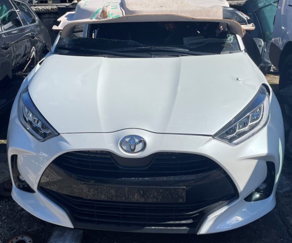 Toyota Yaris 1.5 HEV převodovka automatická 04.2024 na ND