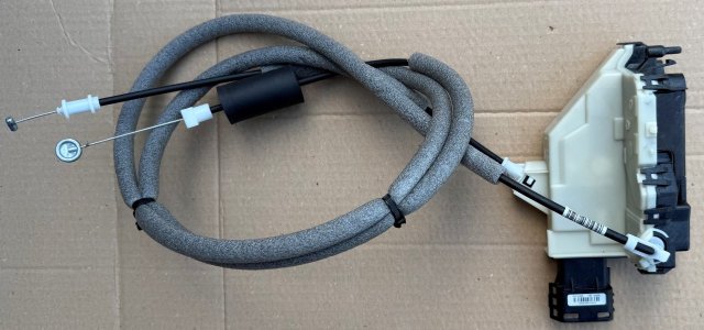 Zámek posuvných dveří levý 9808417080 PSA Citroën, Peugeot, Opel Zafíra